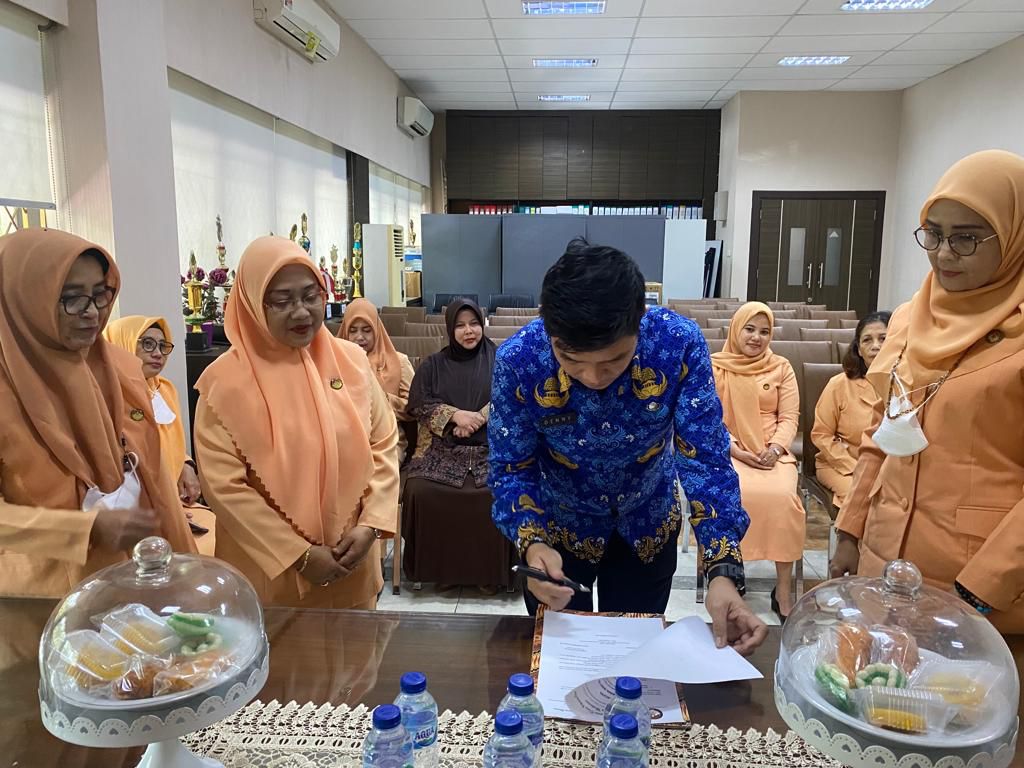 Dharma Wanita Dinas PU Kota Makassar Gelar Sertijab untuk Posisi Ketua