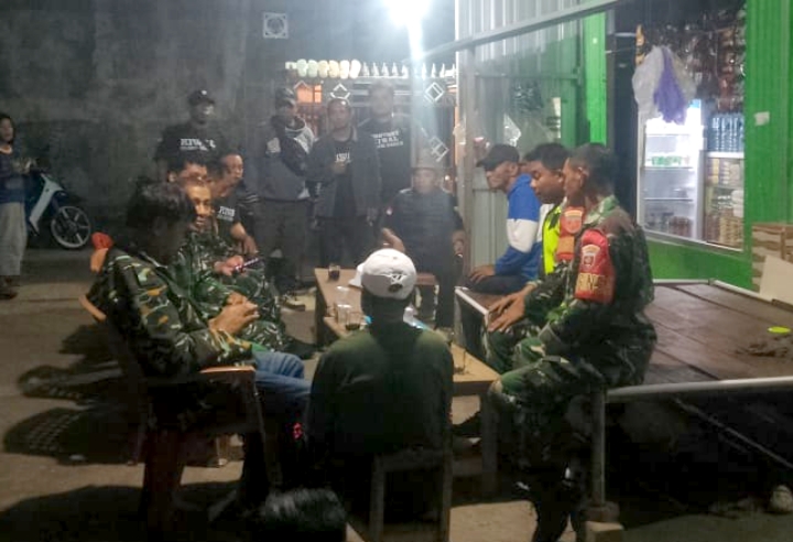 Sinergi Kiwal Garuda Hitam PAC Marusu dan TNI, Patroli Malam Perkuat Rasa Aman Warga