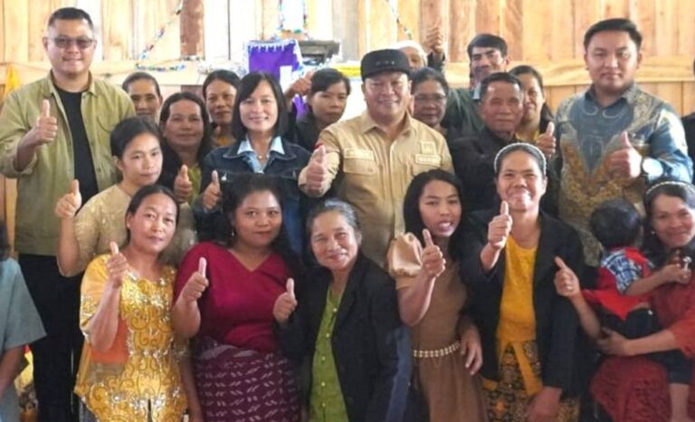 Bupati Welem Gelar Bakti Sosial dan Pengobatan Gratis di Talambai